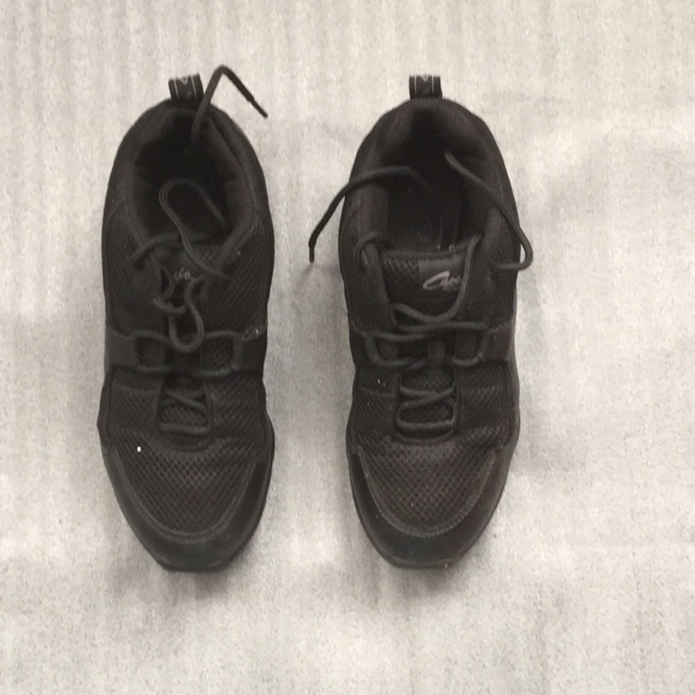 Dancing Sneakers